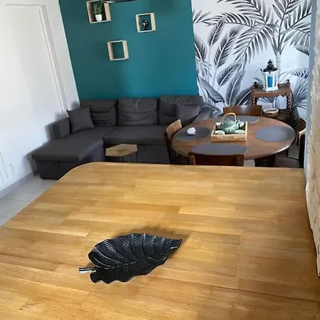 Holiday home Maison Au Calme *