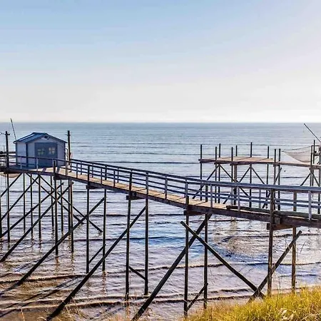 Holiday home Maison Au Calme